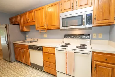 78 Laurelwood Dr #78, Hopedale, MA 01747 - Photo 6
