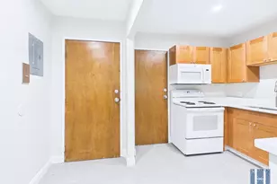 445 Pleasant St, Weymouth, MA 02190 - Photo 4