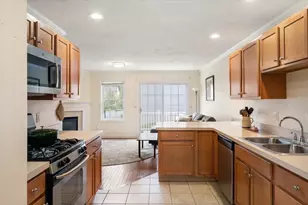 3 Snow Bell, Worcester, MA 01606 - Photo 4