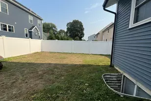 18 Liberty St, Wilmington, MA 01887 - Photo 10