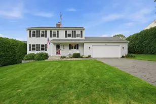 16 Matthew Dr, Easthampton, MA 01027 - Photo 2