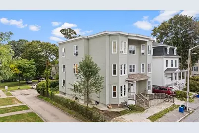 128 Beacon St, Worcester, MA 01610 - Photo 2
