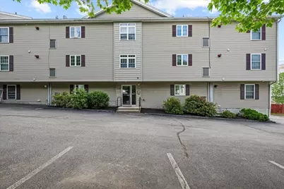 1 Hatfield St #5, Worcester, MA 01604 - Photo 2