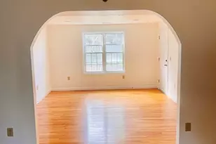 1 Hatfield St, Worcester, MA 01604 - Photo 6