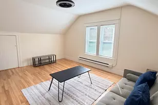 8 Elton St, Worcester, MA 01604 - Photo 14