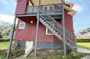 8 Elton St, Worcester, MA 01604 - Photo 26