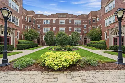 520 High St #13B, Medford, MA 02155 - Photo 4