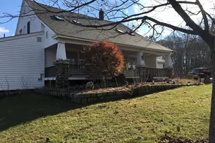 1167 S Main St, Bellingham, MA 02019 - Photo 2