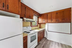 229-261 Belchertown Rd, Amherst, MA 01002 - Photo 2