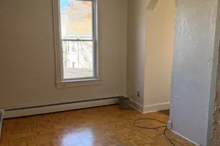 8 Park St, Haverhill, MA 01830 - Photo 2