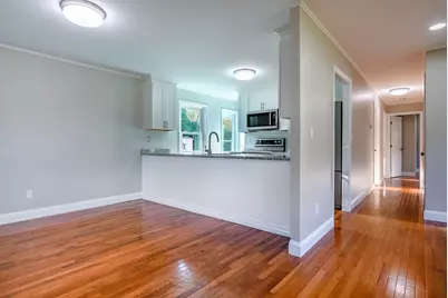 39 Ruby Ct, Dartmouth, MA 02747 - Photo 4