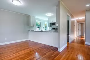 39 Ruby Ct, Dartmouth, MA 02747 - Photo 4