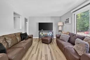 386 Great Rd, Acton, MA 01720 - Photo 2