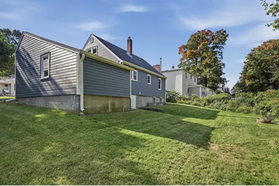 6 Maple Street, Southborough, MA 01745 - Photo 32