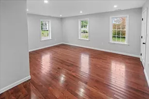 118 Old Groveland Rd, Haverhill, MA 01835 - Photo 14