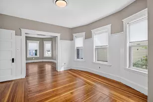 70 Hudson, Somerville, MA 02143 - Photo 2