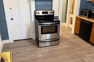 28-30 Nelson Ave, Springfield, MA 01109 - Photo 6