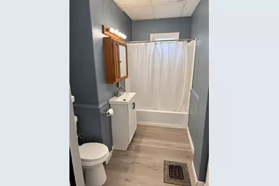 28-30 Nelson Ave, Springfield, MA 01109 - Photo 4