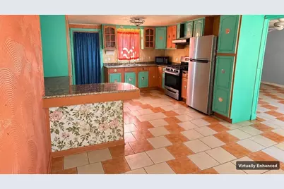 7 Upton St, Fitchburg, MA 01420 - Photo 6