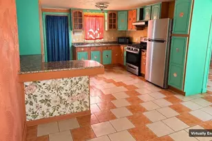 7 Upton St, Fitchburg, MA 01420 - Photo 6