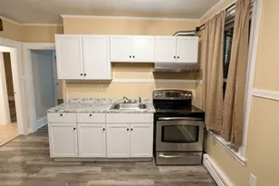68 Blossom St, Haverhill, MA 01835 - Photo 2