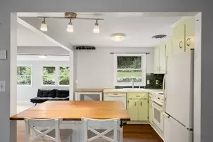 208 Mount Vernon Rd E, Weymouth, MA 02189 - Photo 8