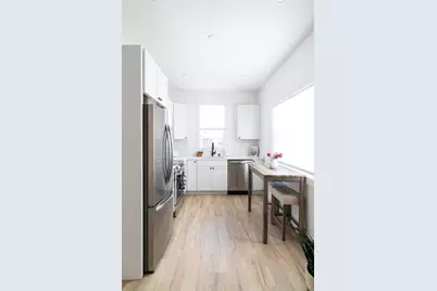 8 Enon St #103, Beverly, MA 01915 - Photo 2