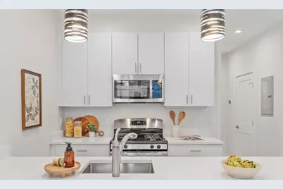 1246 Broadway #2, Somerville, MA 02144 - Photo 2