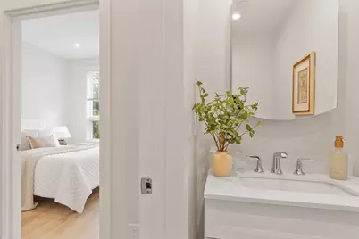 1246 Broadway #2, Somerville, MA 02144 - Photo 8