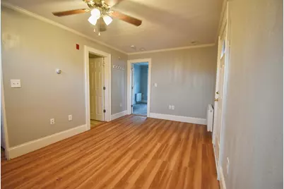 37 Railroad Ave #6, Beverly, MA 01915 - Photo 4