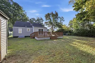 19 Cherry St, Agawam, MA 01030 - Photo 32