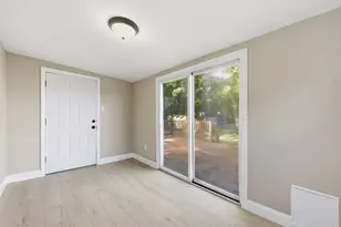 19 Cherry St, Agawam, MA 01030 - Photo 20