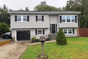 1116 Beverly St, New Bedford, MA 02745 - Photo 2