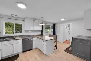 36 Upland Ave, Webster, MA 01570 - Photo 4