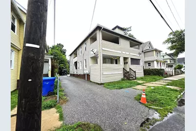 64 Marlborough St, Springfield, MA 01109 - Photo 2