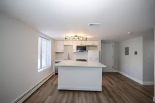 3 Richardson St, Wakefield, MA 01880 - Photo 6