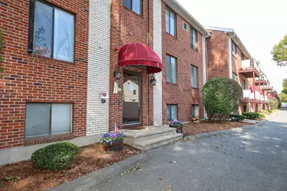 3 Richardson St. #B4, Wakefield, MA 01880 - Photo 2
