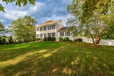 63 Franklin St, Halifax, MA 02338 - Photo 2