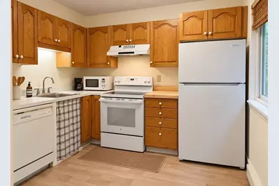170 East Hadley Road #14, Amherst, MA 01002 - Photo 10
