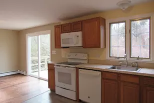 27 Sachem Dr, Bourne, MA 02562 - Photo 2