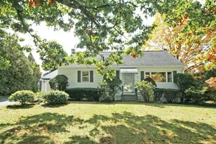 28 South St, Easthampton, MA 01027 - Photo 1