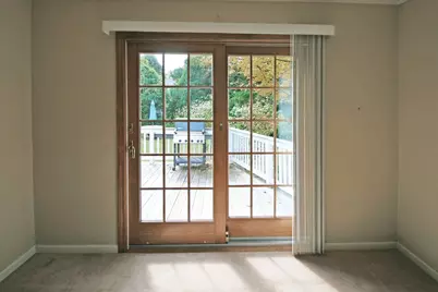 28 South Street, Easthampton, MA 01027 - Photo 8
