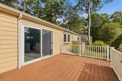 66 Eleanor St, Dartmouth, MA 02747 - Photo 26