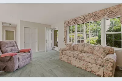 66 Eleanor St, Dartmouth, MA 02747 - Photo 14
