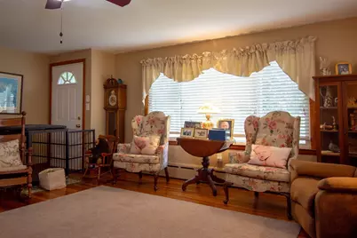 69 Airport Rd, Dudley, MA 01571 - Photo 12