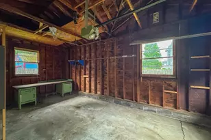 27 Hancock St, Westfield, MA 01085 - Photo 30