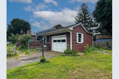 27 Hancock St, Westfield, MA 01085 - Photo 2