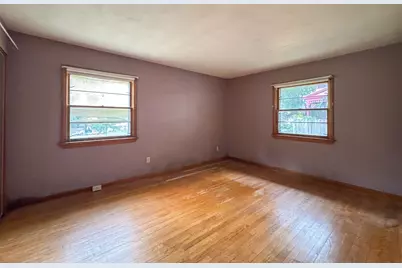 27 Hancock St, Westfield, MA 01085 - Photo 10