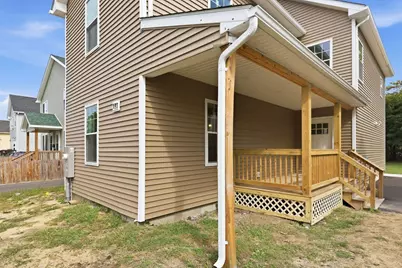 193 Hancock St, Springfield, MA 01109 - Photo 2