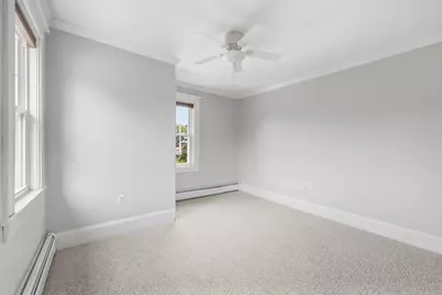 32 Wilmot St, Chicopee, MA 01013 - Photo 14
